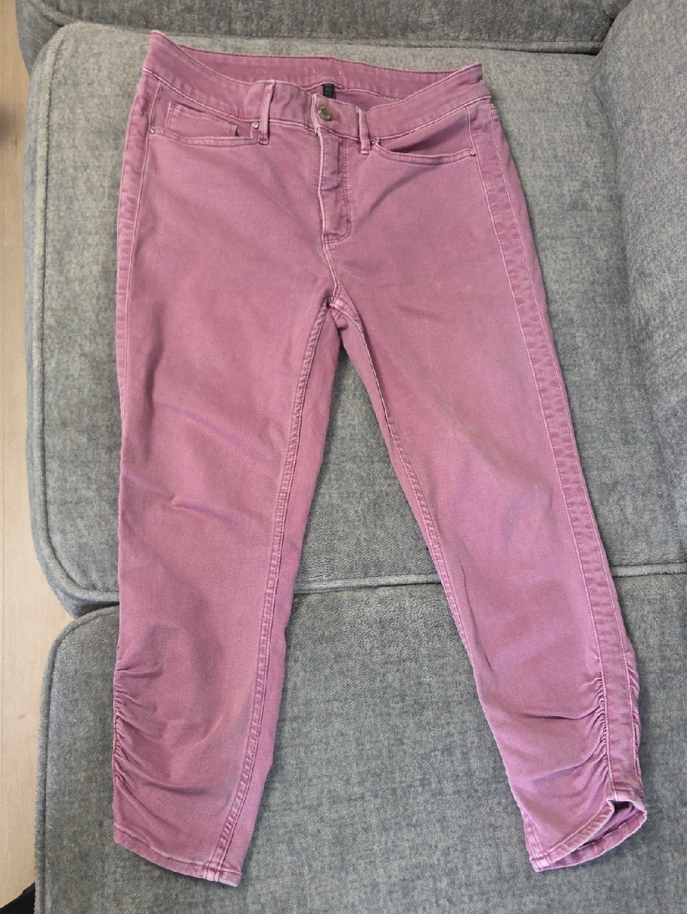 White House Black Market Pink Cropped Skinny Jeans